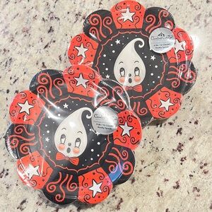 Johanna Parker Kooky Spook paper plates 2 packs (12 count each)